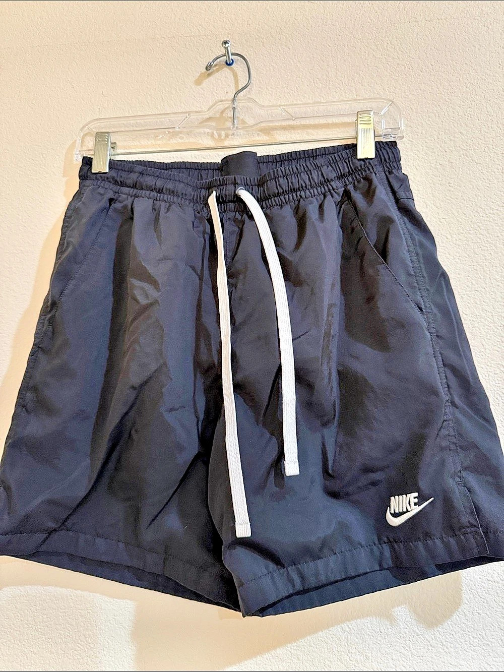Nike Club Woven Flow Shorts Men's Athletic Shorts Set of (6)